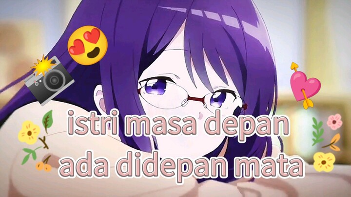 ketika istri memakai kacamata,cantiknya berlebihan..