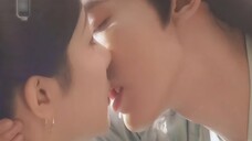 Wow, this kissing scene is even more sexy and deep than the main film!!! Tu Shanjing, you are so goo