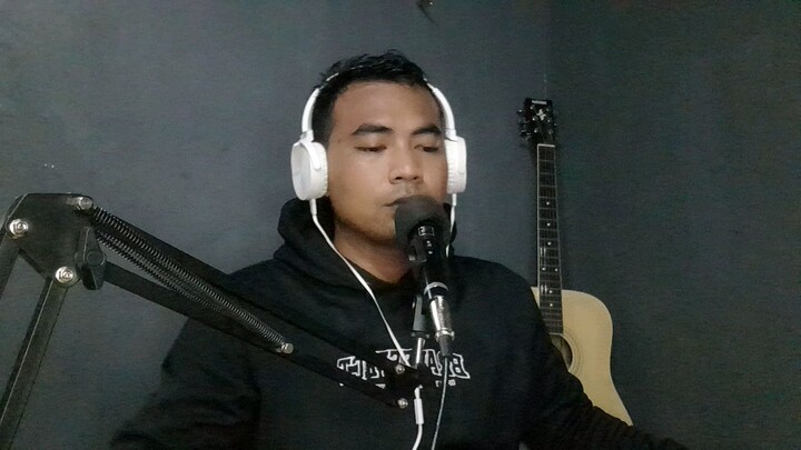 cover . semata karenamu