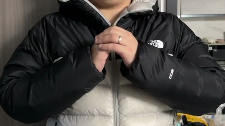 Chúc tất cả các fan của Chúc Trừu Tượng, Đai Tượng Phùng Hợp, Ma Trưng và Bóng Đá Trên Mặt Đất một n