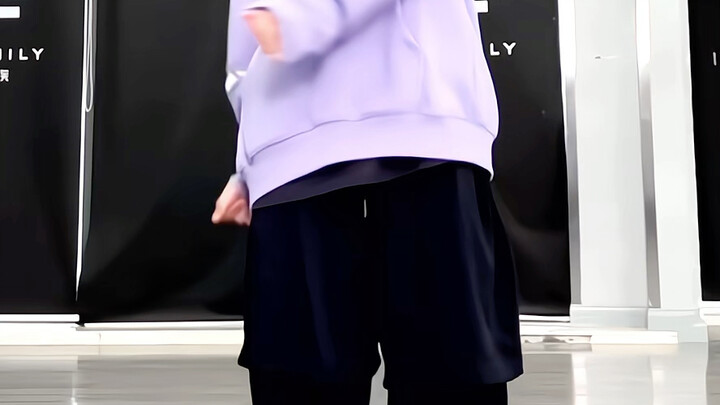 张函瑞＜easy＞唱跳版｜只要能cha就能cover 超强律动感 快把手麦归还老瑞