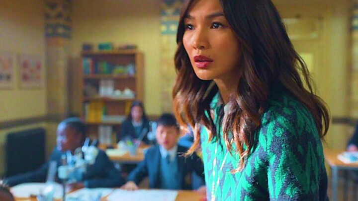 Sersi: Sở hữu siêu năng lực đẹp nhất là thay đổi vật chất, trực tiếp biến tộc Thần thành đá cẩm thạc