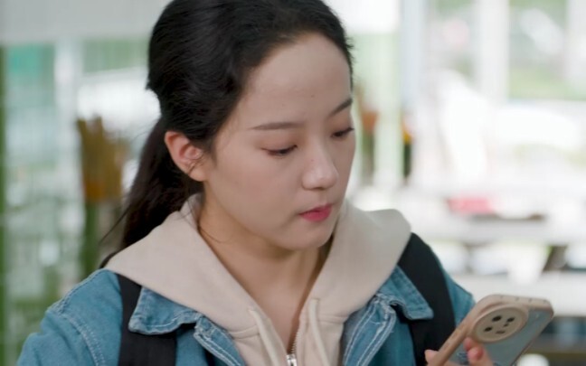 The meaning of meeting lies in illuminating each other.