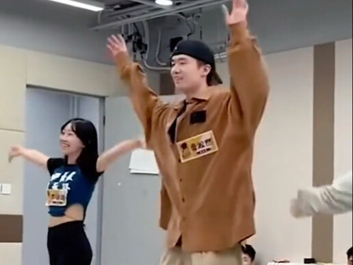 #Lôi Tùng Nhiên #Đêm Kỳ Diệu Của Những Người Vui Vẻ Lôi Nhi dễ thương quá, tôi chỉ thích xem sự đối 