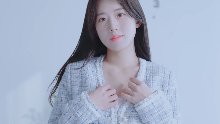 Seri gaya berpakaian Nona Seoyoon & setelan rajut biru muda yang segar dan imut