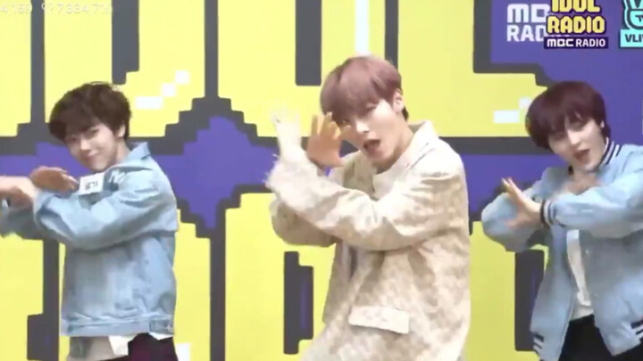 200409 วงบอยกรุ๊ปน้องใหม่ของ CJ TOO คัฟเวอร์เพลง 'Run Away' ของ TXT