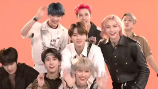【straykids】Showing skz's backdoor dance relay to my childhood friend... Why do I feel like my childh