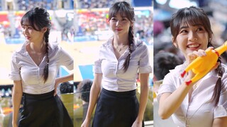 Lucu dan seksi hidup berdampingan, cantik dan anggun, gadis kaya dan berkuasa adalah pemandu sorak y