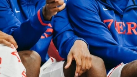 “ถ้าดารา NBA ได้พบกับตัวเองในอดีต”