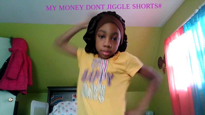 MY MONEY DON'T JIGGLE JIGGLE!!! SHORTS#