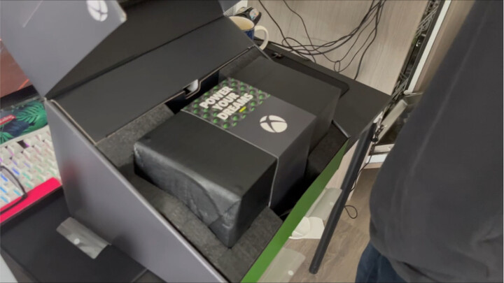 Xbox mua hôm trước, XGP bị khóa ngay hôm sau