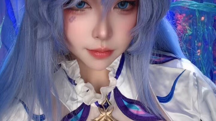 Hmmm... it tastes good.#wuwa #wutheringwaves #cantarella #鸣潮 #坎特蕾拉
