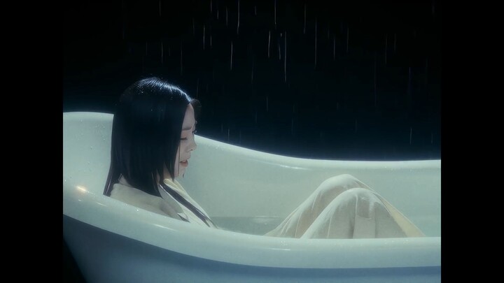 HYNN Three days after MV