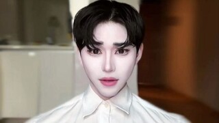 Can cosplay be so beautiful?