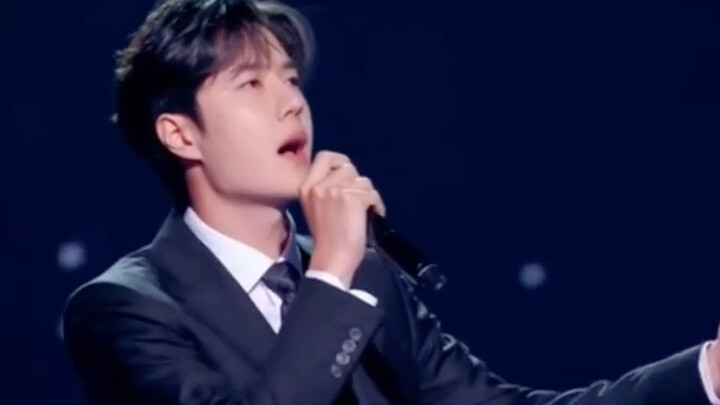After the backing track is removed, Wang Yibo’s performance of “Unnamed” at the Bay Area Bright Moon