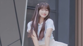 小鹿乱撞 酱酱