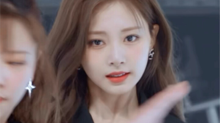 Pa is young but beautiful.