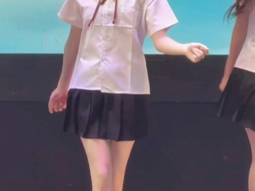 สไตล์! ขอโทษค่ะ ส่งใหม่อีกครั้ง อิอิ ตำแหน่งเป็น Dou Bao นะคะ