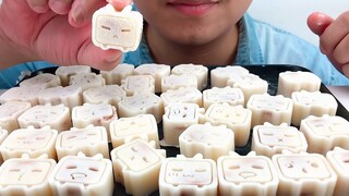 Chuyên gia ăn đá ăn đá đông lạnh trong phim hoạt hình và lắng nghe âm thanh xào xạc!