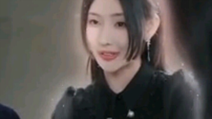 98. On my 18th birthday I learned I'm the lost heiress of the richest man and now I'm adored by all!