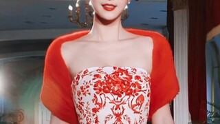 柳岩:“我心目中最美的三位女明星，你们只要见到本人，就知道我说的是对的！”