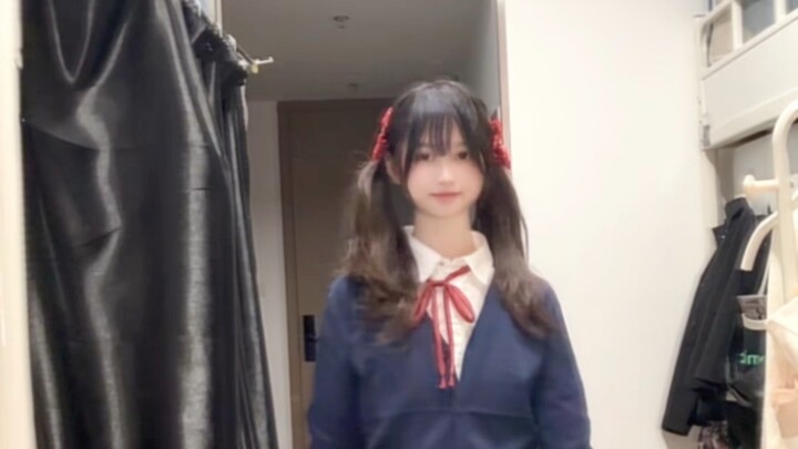 Thật xin lỗi vì đáng yêu quá mức thế này～❥(ゝω・✿ฺ) Gần 2000 người theo dõi rồi, cảm động quá 555, cảm