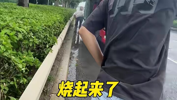 Saat kamu bepergian, yang penting bukan berapa banyak uang yang kamu hasilkan, melainkan apakah kamu