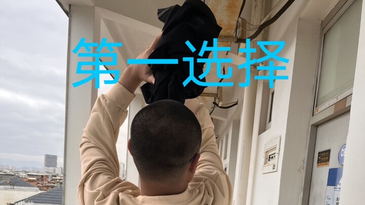 الراب هو خياري الأول! هذه أول أغنية راب قاسية لي، أتمنى دعمكم جميعًا.