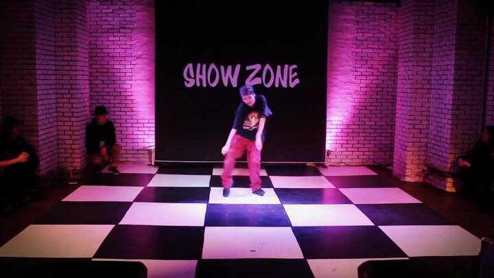 【Street Fighter Monika】Frenzied beat-matching—come check out sis's Judge Show performance from 2013;
