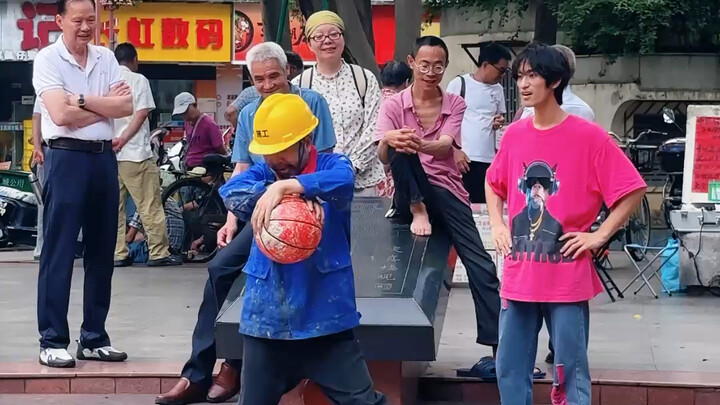 ตอนนั้นกำลังเต้นอยู่ในสวนสาธารณะ แต่พอคุณลุงออกท่ามาฉันถึงกับอึ้งเลย! 😮