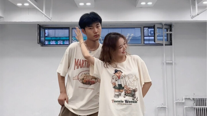 Tarian ini sangat manis dan romantis! "Jika" dikoreografikan oleh Zhang Xiaojuzi