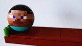 Animasi bola memainkan lagu tema Minecraft "Minecraft"