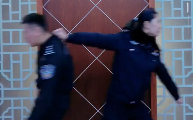 Sudahkah Anda mempelajari pertanyaan pencarian jiwa dari saudara polisi khusus?