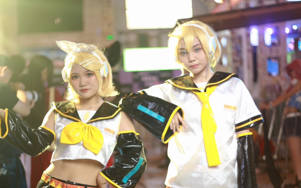 値下げ・鏡音リン カンタレラ コスプレ衣装セット コスプレ コスプレ