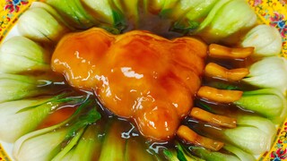Tôi cứ tưởng nó không được đánh giá chứ! Đến thế kỷ 21 rồi mà vẫn có thể ăn "chân gấu hấp".