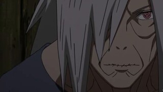 Madara discovered that Obito had opened his Mangekyō Sharingan in advance