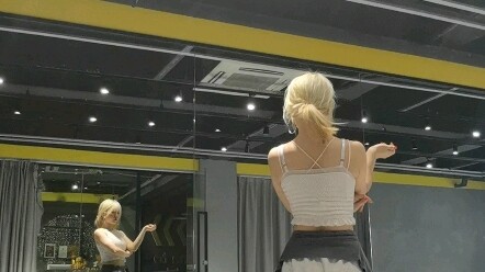 【韩舞分解-blackpink 玩火喊拍分解】库存