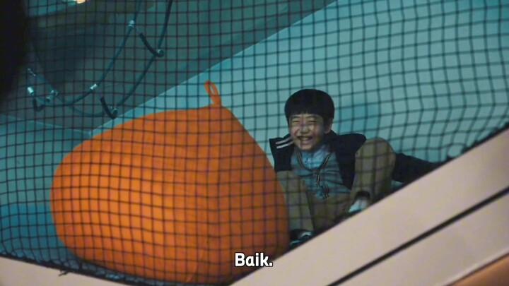 Seorang Ibu Tega Mel3nyapkan Putranya..Ohh Ternyataa .......