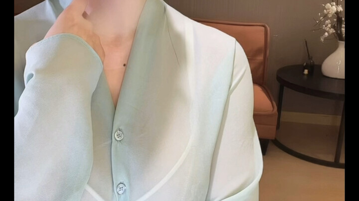 เสื้อตัวในดีเลย