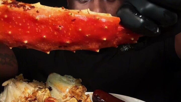 Makan malam sederhana bagi warga kulit hitam berpenghasilan rendah di Amerika Serikat