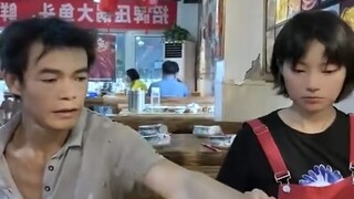 "เมื่ออายุมากขึ้น ก็มักจะควบคุมต่อมน้ำตาของตัวเองไม่ได้เสมอ"