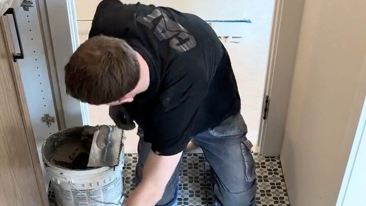 Bathroom Small Tile Tiling Technique