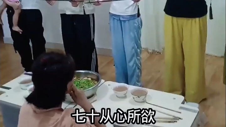 Homo Sapiens TV’s Chinese Pre-meal Prayer