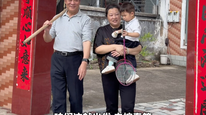 Our in-laws took us to the countryside to dig for spring bamboo shoots!
