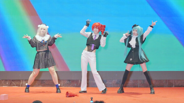 Tận mắt chứng kiến! Đường Kiều đời thứ 31! Món mì căn nướng triệu người từng xem bị bao nilon mưa hấ