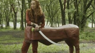 Kostum Aneh di <The Hero Yoshihiko and the Demon King's Castle>