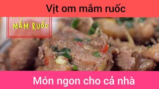 Vịt om mắm ruốc