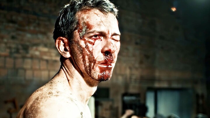 “Con người có thể bị hủy diệt, nhưng không bao giờ bị đánh bại”