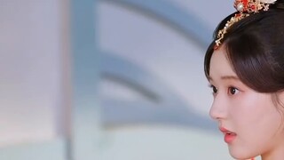 Binatang kondensasi air A Yin dan Kaisar Phoenix kecil Feng Yin keduanya sangat lucu dalam bentuk as