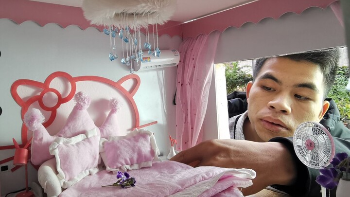 The most hardcore mini house, it took 1000 hours to make a miniature princess room